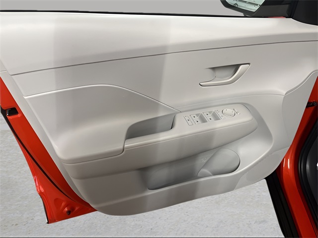 Vehicle image 9 of 24