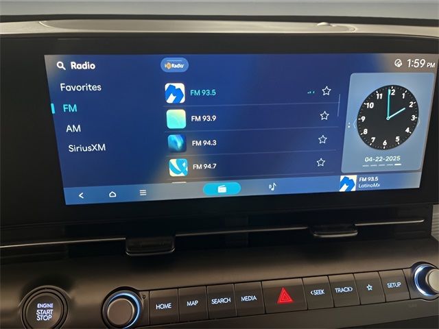 Vehicle image 18 of 24