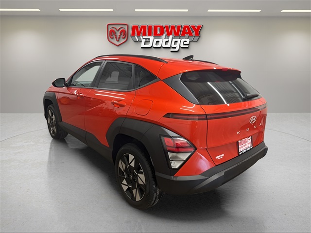 Vehicle image 6 of 24