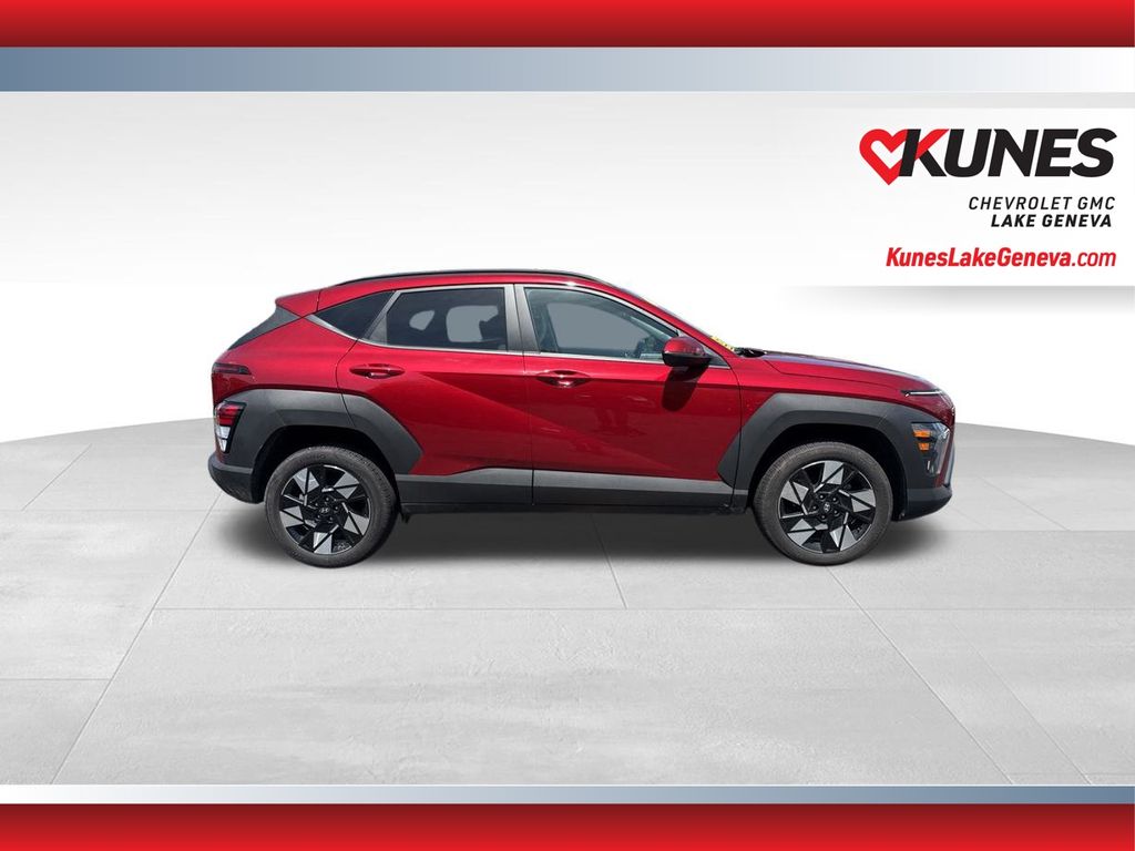 Vehicle image 4 of 44