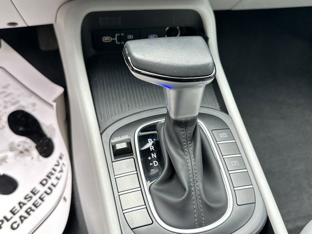 Vehicle image 29 of 31