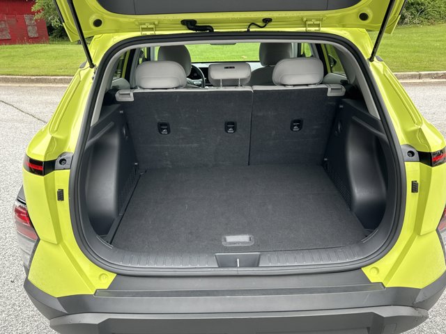Vehicle image 18 of 31