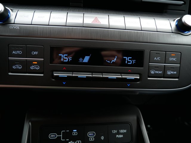 Vehicle image 23 of 36