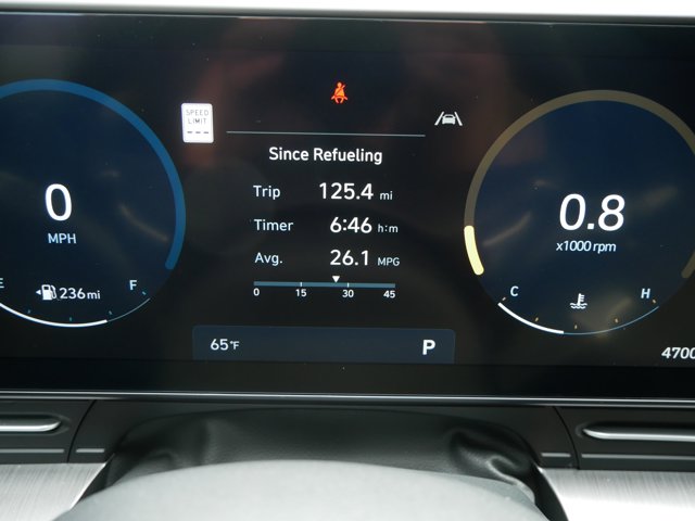 Vehicle image 21 of 36