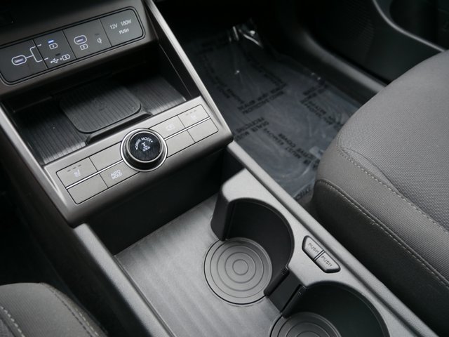 Vehicle image 24 of 36