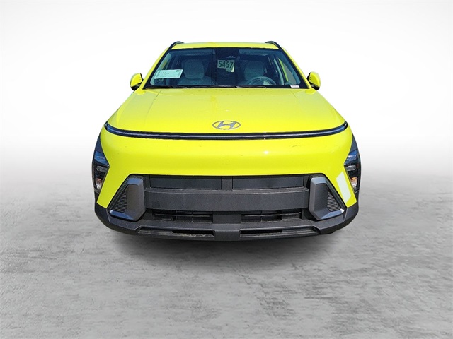 2024 Hyundai Kona SEL Image 2 of 6