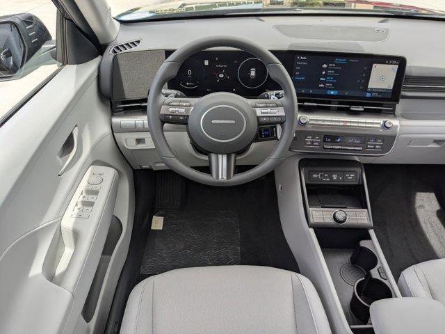 Vehicle image 11 of 28