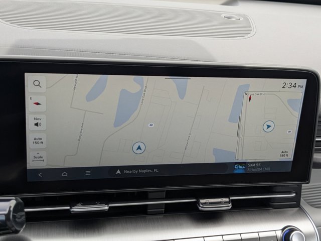 Vehicle image 23 of 28