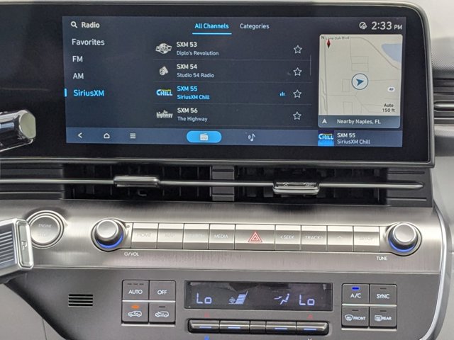 Vehicle image 13 of 28