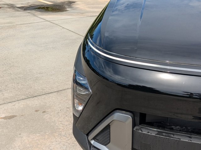 Vehicle image 7 of 28