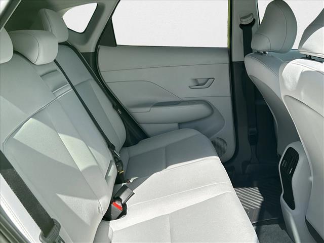 2024 Hyundai Kona Electric SEL Image 10 of 18