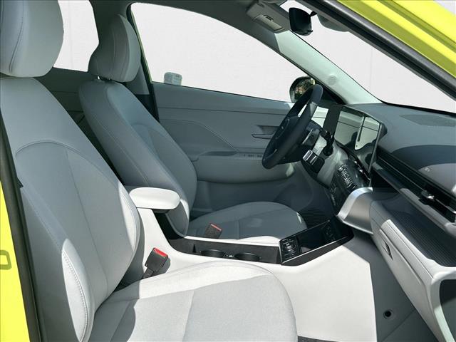 2024 Hyundai Kona Electric SEL Image 12 of 18