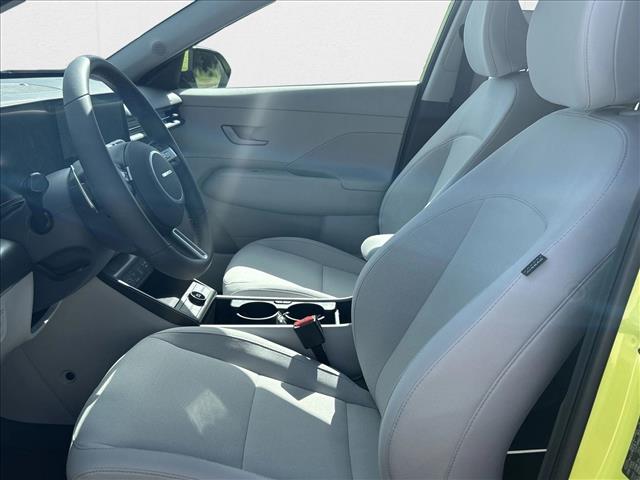 2024 Hyundai Kona Electric SEL Image 11 of 18