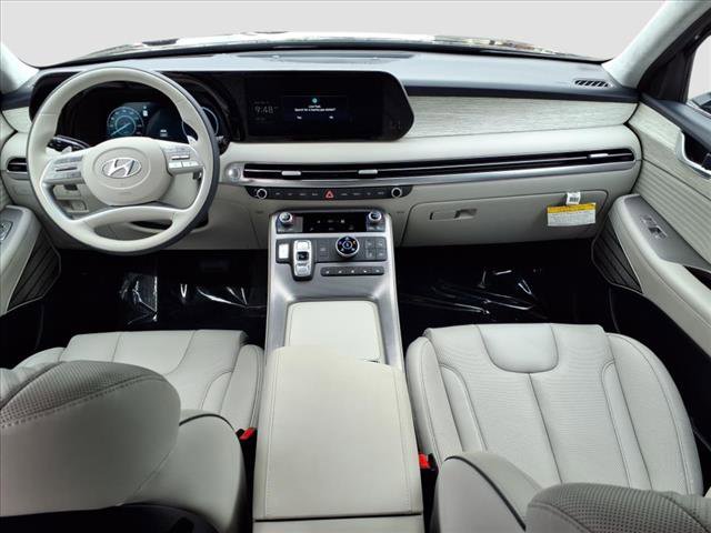 Vehicle image 16 of 29