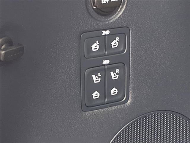 Vehicle image 12 of 29