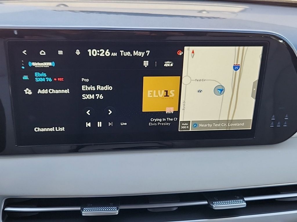 Vehicle image 25 of 29