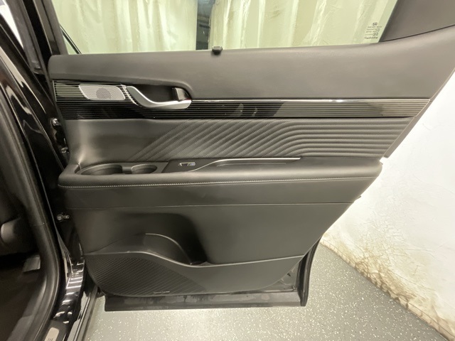 Vehicle image 28 of 28