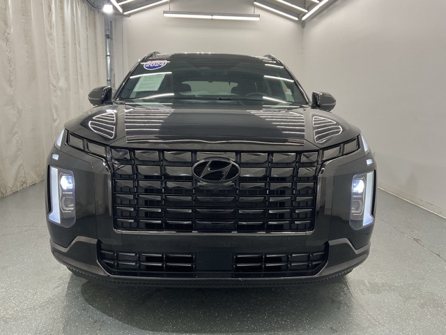 Vehicle image 2 of 28