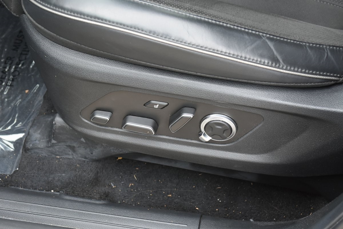 2024 Hyundai Palisade Calligraphy Night Edition Image 32 of 40