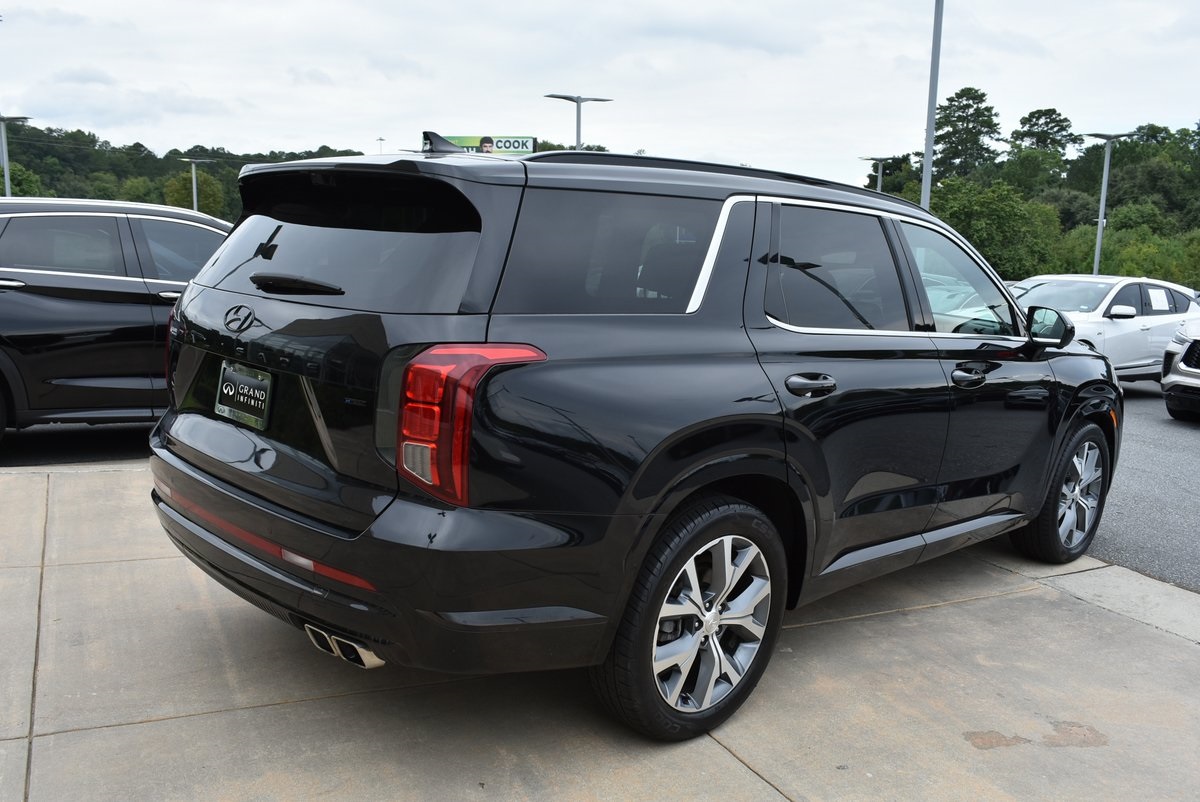 2024 Hyundai Palisade Calligraphy Night Edition Image 8 of 40