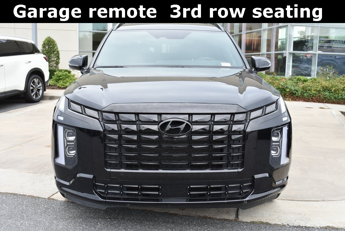 2024 Hyundai Palisade Calligraphy Night Edition Image 5 of 40
