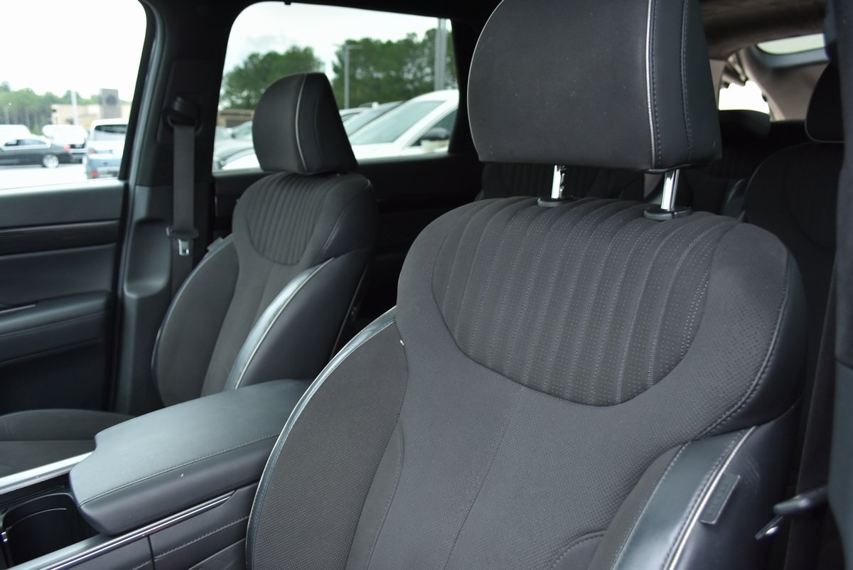 2024 Hyundai Palisade Calligraphy Night Edition Image 15 of 40