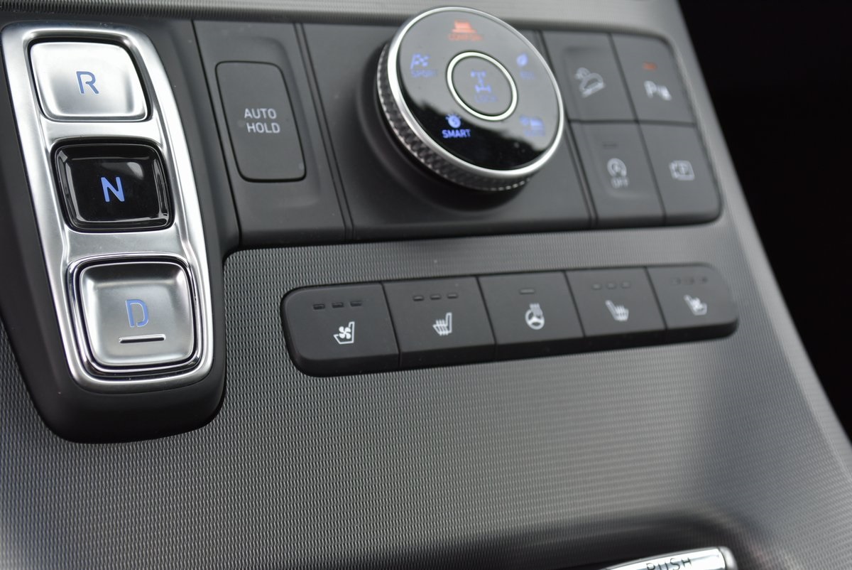 2024 Hyundai Palisade Calligraphy Night Edition Image 30 of 40