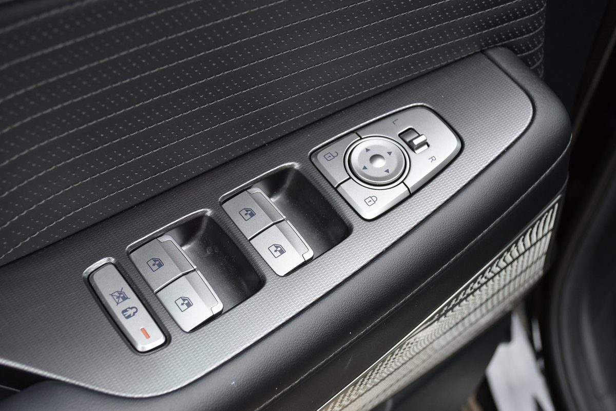 2024 Hyundai Palisade Calligraphy Night Edition Image 29 of 40