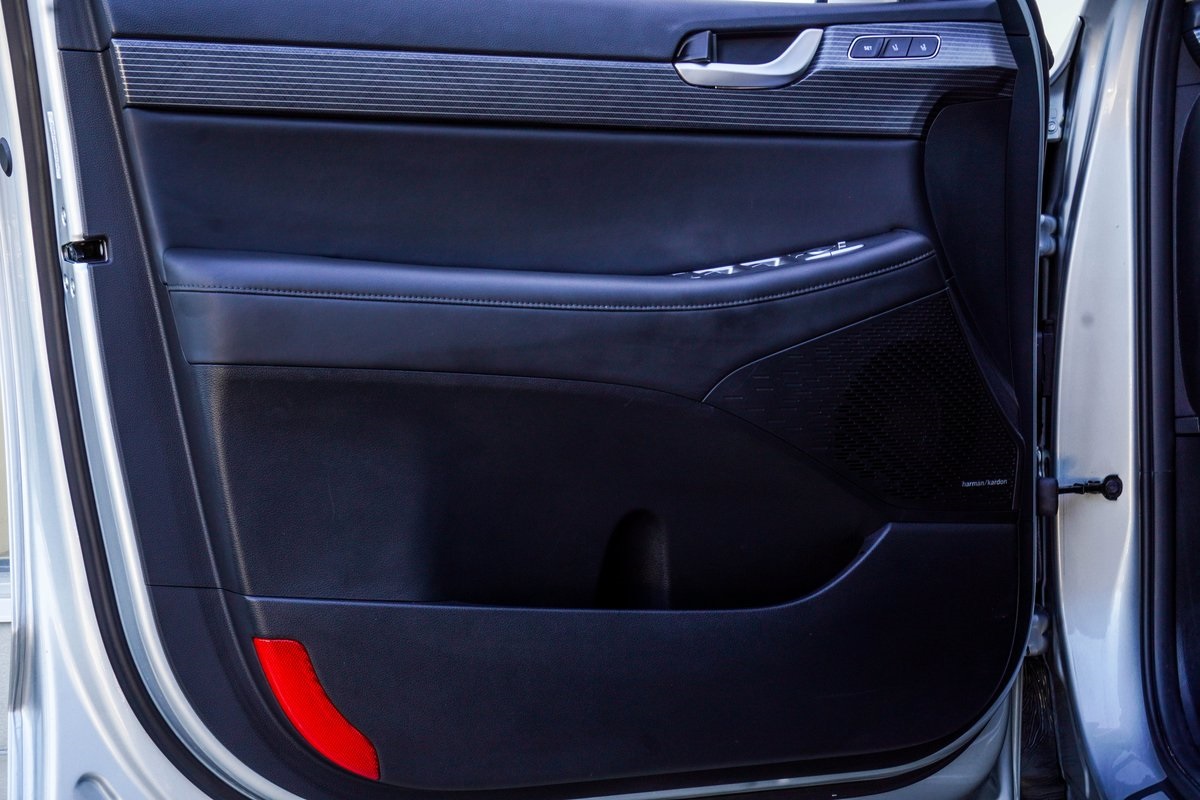 2024 Hyundai Palisade Limited Image 16 of 29