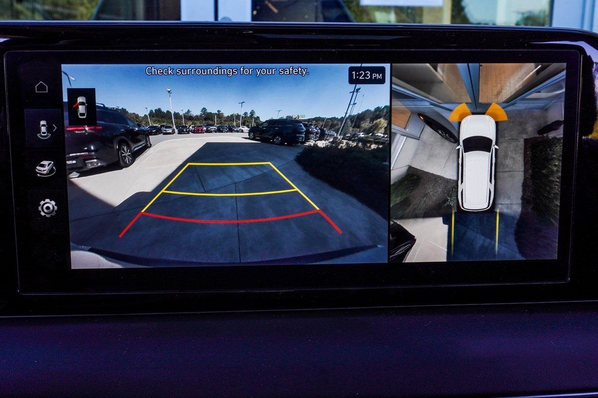 2024 Hyundai Palisade Limited Image 14 of 29