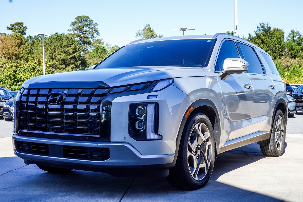 2024 Hyundai Palisade Limited Image 1 of 29