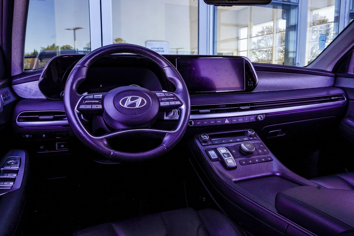 2024 Hyundai Palisade Limited Image 12 of 29