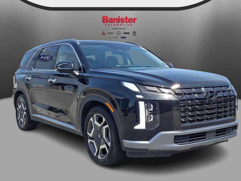 2024 Hyundai Palisade Limited Image 3 of 30