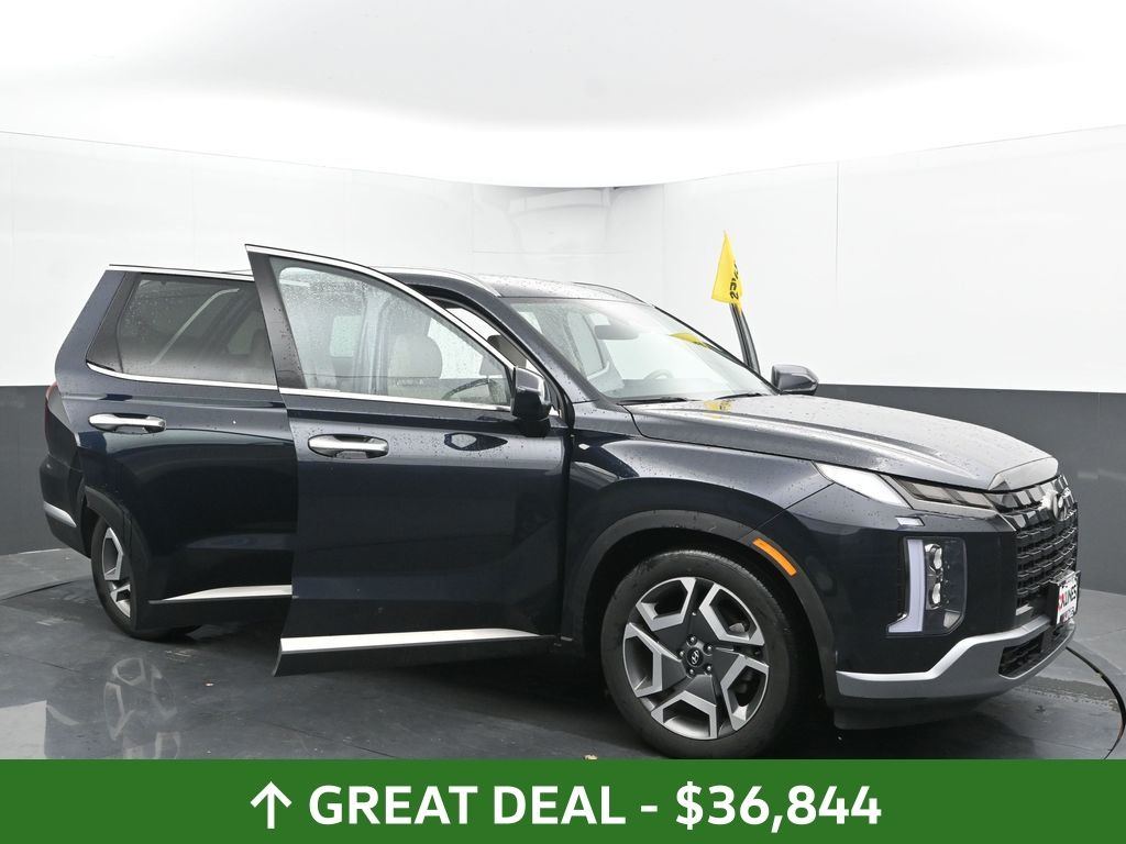 Vehicle image 17 of 72
