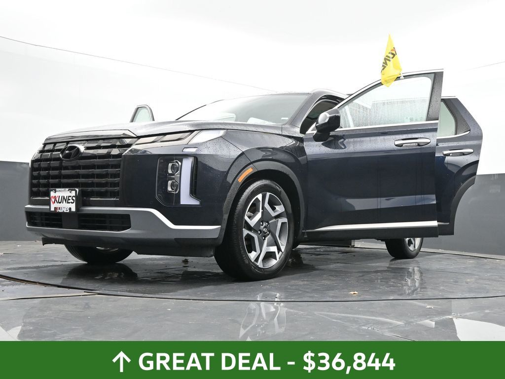 Vehicle image 6 of 72