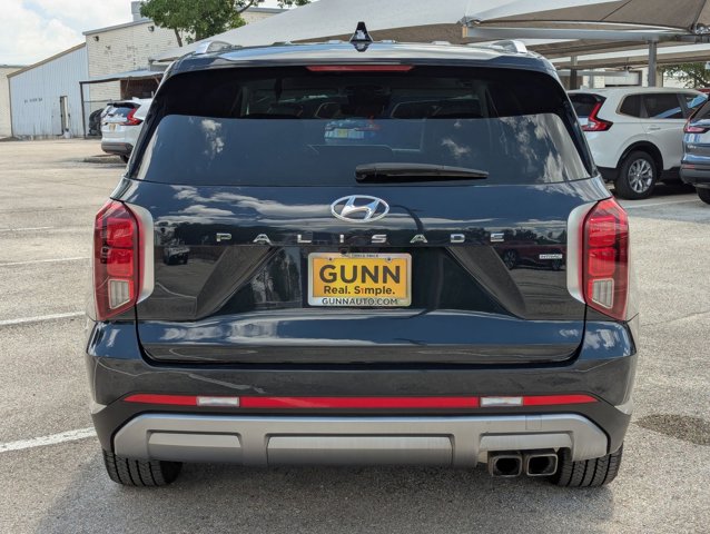 Vehicle image 9 of 31