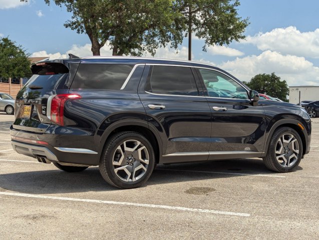 Vehicle image 6 of 31