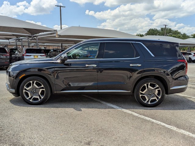 Vehicle image 8 of 31
