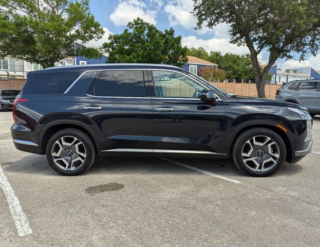 Vehicle image 5 of 31