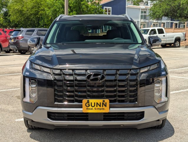 Vehicle image 2 of 31