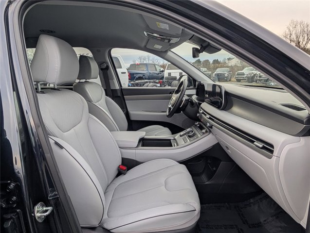 2024 Hyundai Palisade SEL Image 10 of 31