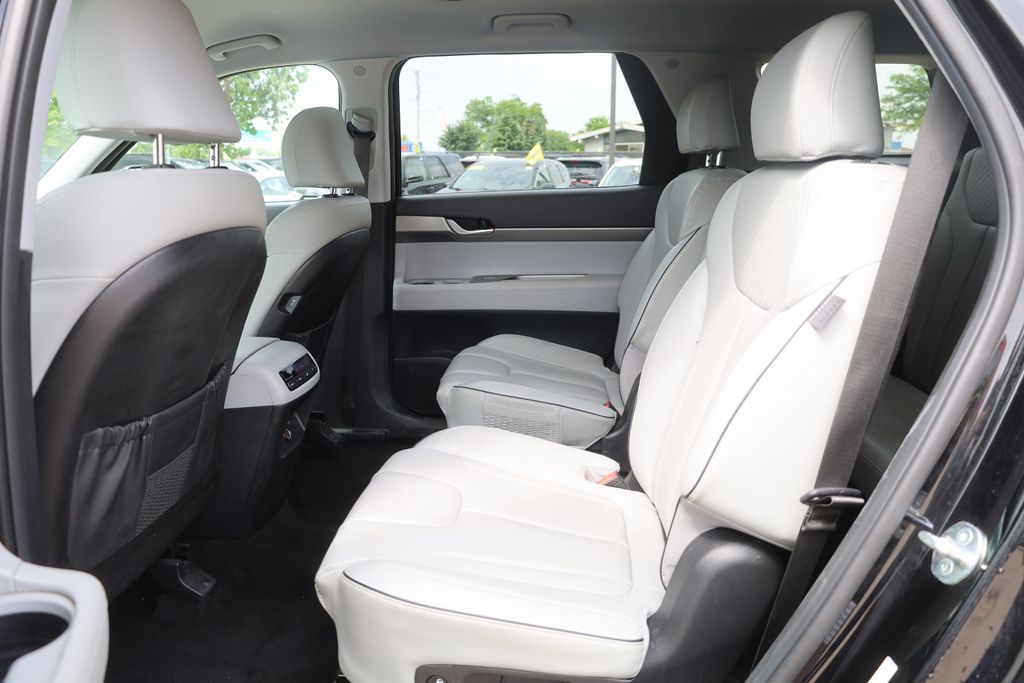 Vehicle image 29 of 59