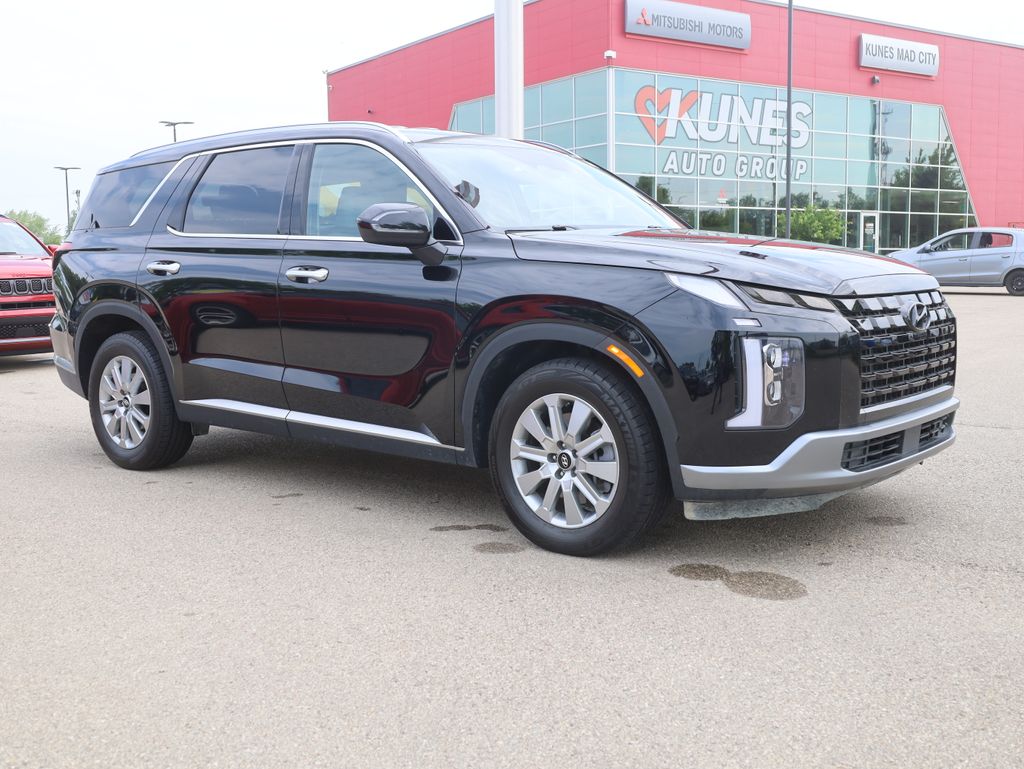 Vehicle image 4 of 59