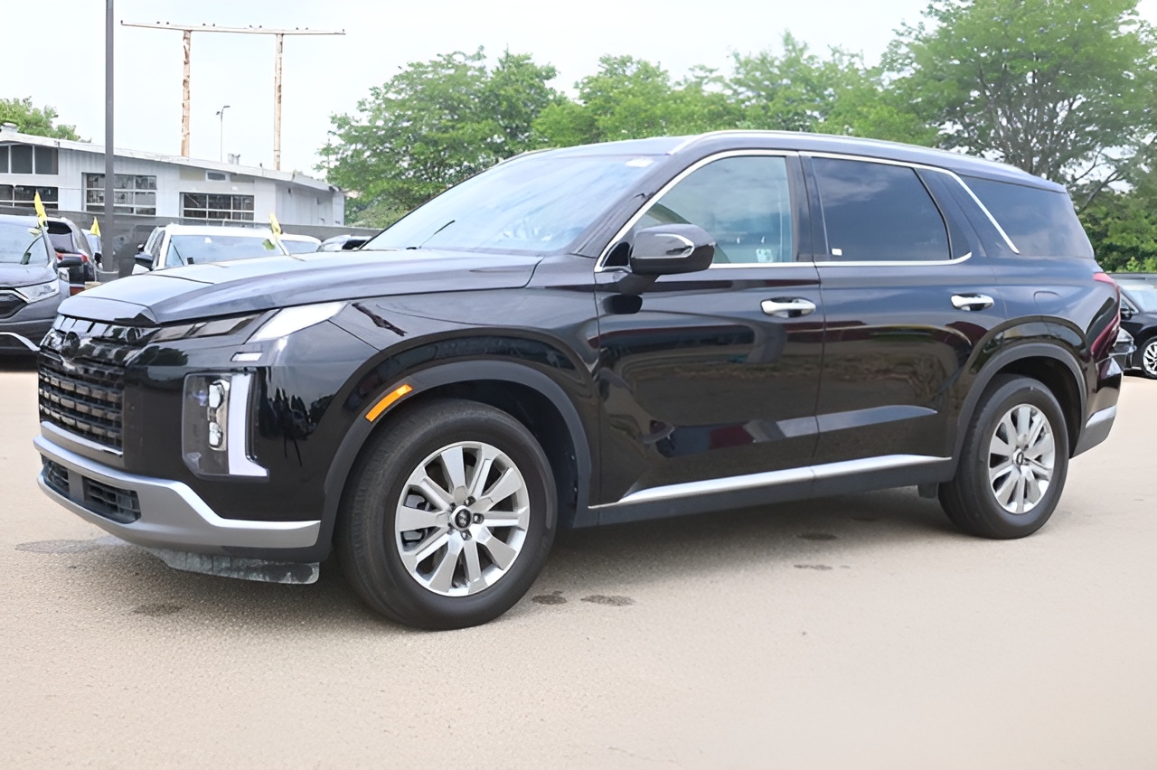 Vehicle image 51 of 59
