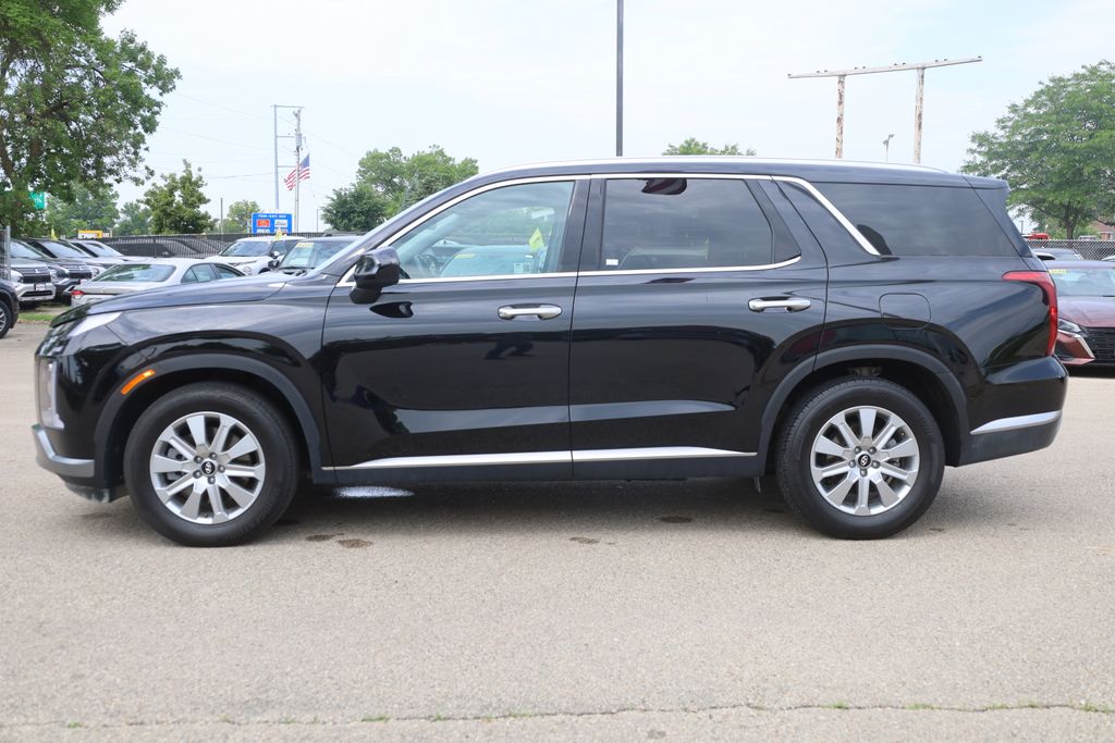 Vehicle image 9 of 59