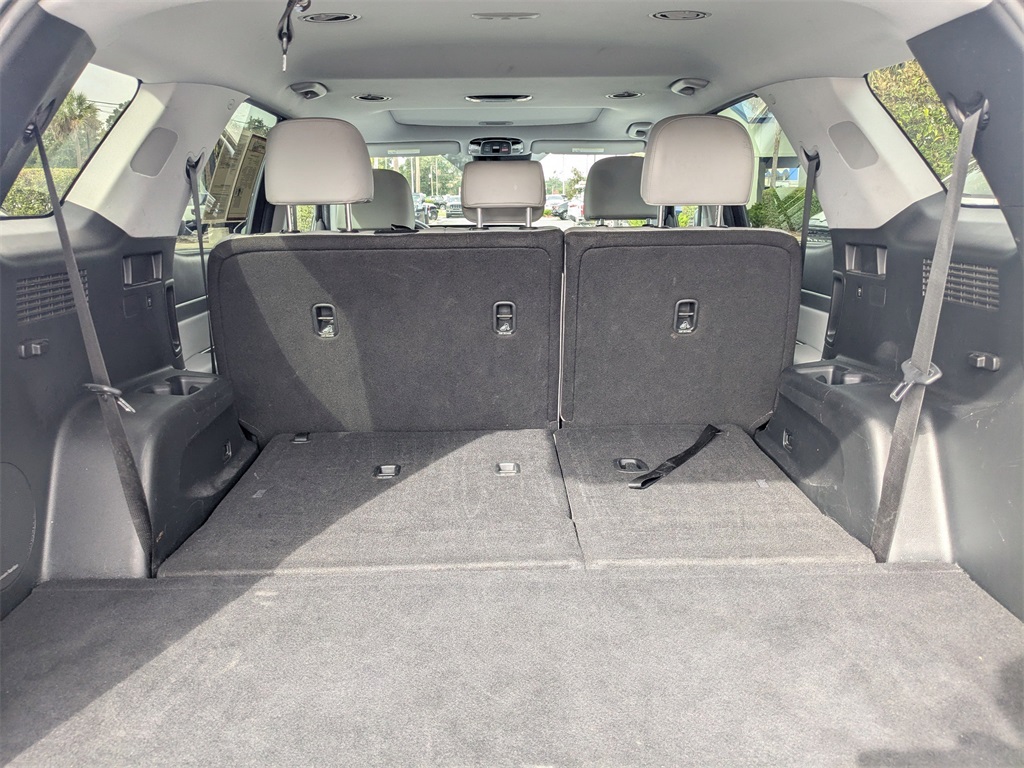 2024 Hyundai Palisade SEL Image 10 of 34