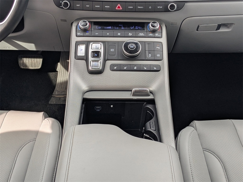 2024 Hyundai Palisade SEL Image 20 of 34