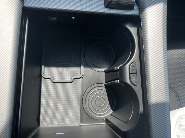 Vehicle image 27 of 27