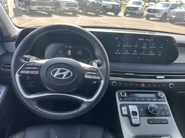 Vehicle image 15 of 27