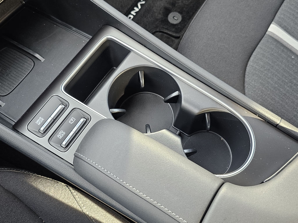 Vehicle image 10 of 11